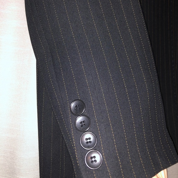 Suit jacket - Picture 3 of 7